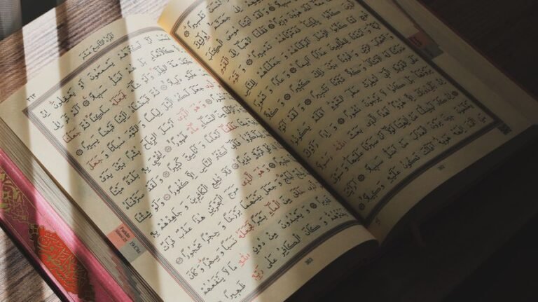 Holy Quran with prayer beads
